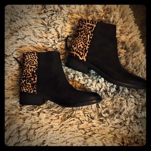 Size 8.5 Sperry Boots, brand new, never worn.